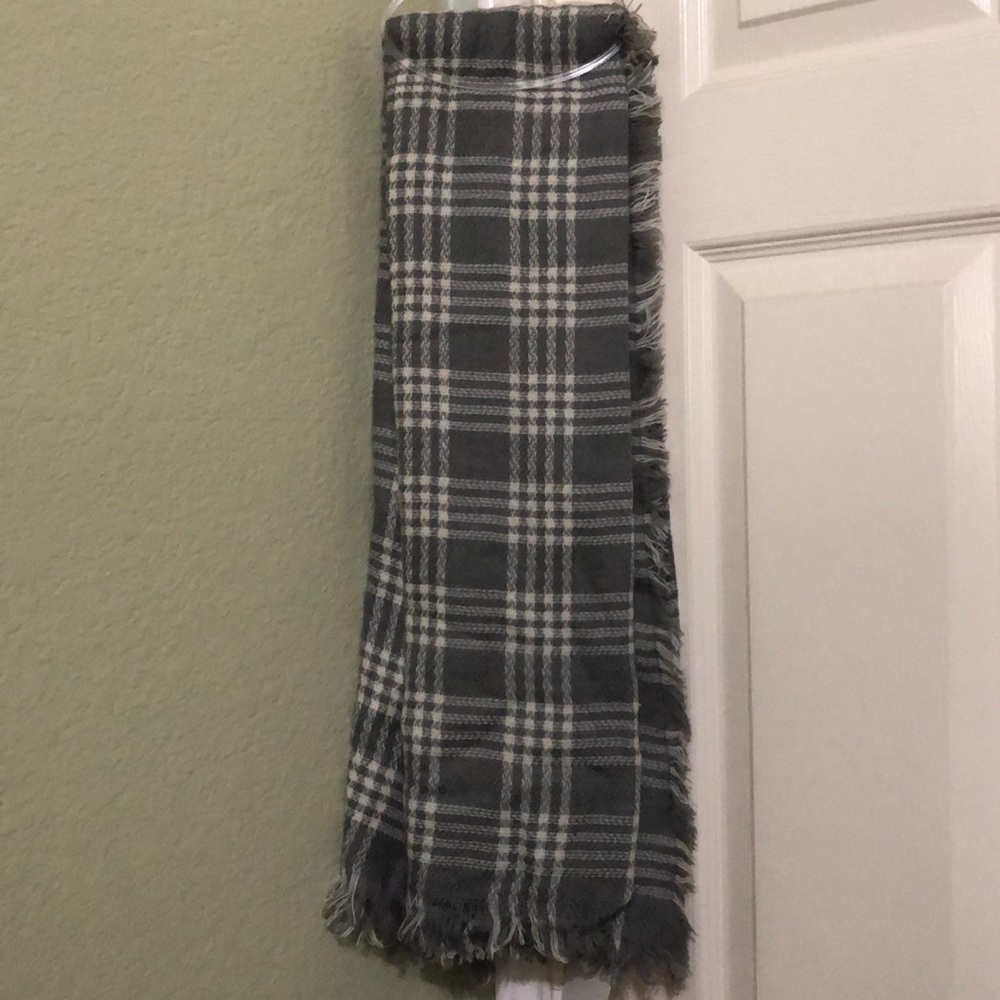 Capelli Of New York Blanket Scarf